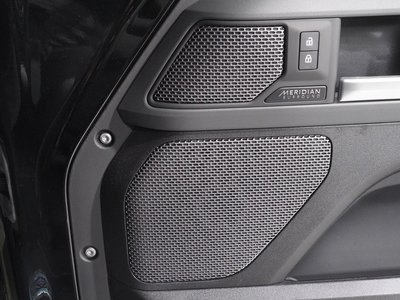 LAND ROVER DEFENDER 2022 thumbnail 52