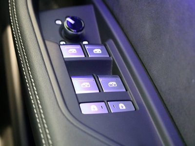 صورة مصغرة 32 لـ 2024 AUDI Q8 SPORTBACK E-TRON