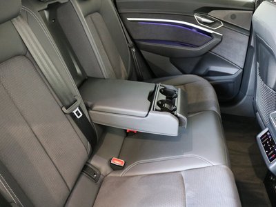 صورة مصغرة 39 لـ 2024 AUDI Q8 SPORTBACK E-TRON