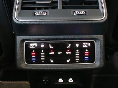 صورة مصغرة 40 لـ 2024 AUDI Q8 SPORTBACK E-TRON
