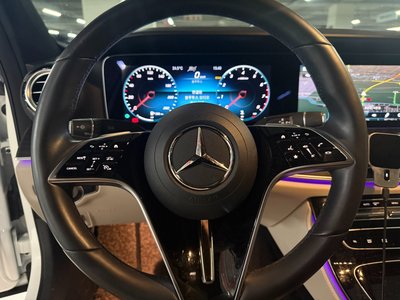 MERCEDES-BENZ E-CLASS - 9