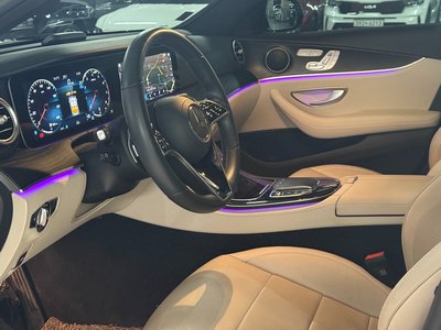 MERCEDES-BENZ E-CLASS - 1