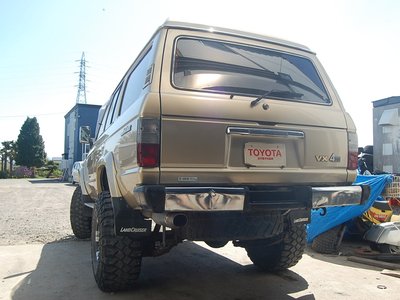 TOYOTA LAND CRUISER 60 - 6