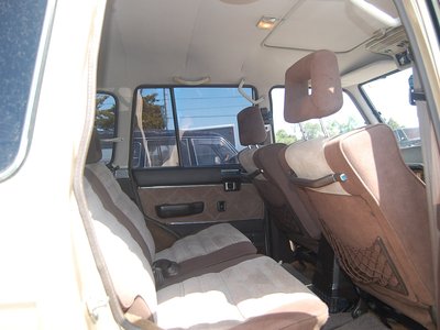 TOYOTA LAND CRUISER 60 - 9