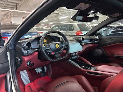 2019 Ferrari GTC4 LUSSO thumbnail 11