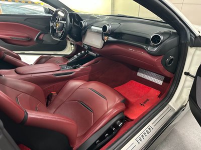 2019 Ferrari GTC4 LUSSO thumbnail 13