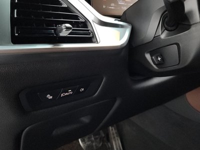صورة مصغرة 30 لـ 2025 BMW X6