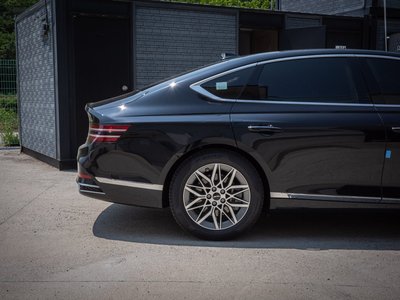 GENESIS G80 (RG3) - 6