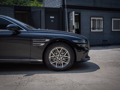 GENESIS G80 (RG3) - 3
