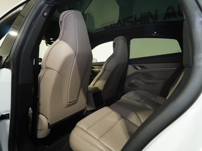 صورة مصغرة 21 لـ 2022 Porsche TAYCAN