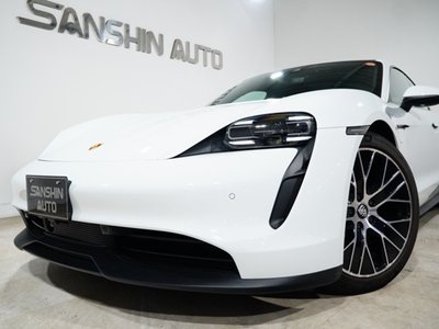صورة 10 لـ 2022 Porsche TAYCAN