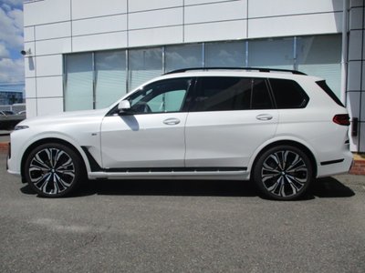 صورة 10 لـ 2026 BMW X7