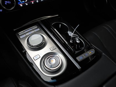 GENESIS G80 (RG3) - 9