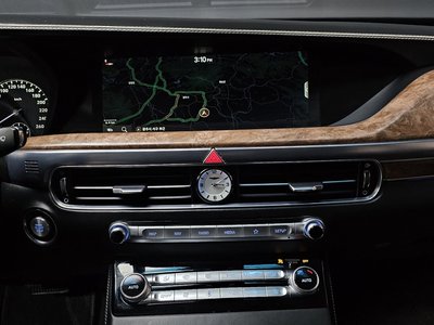 2019 Genesis G90 缩略图 19