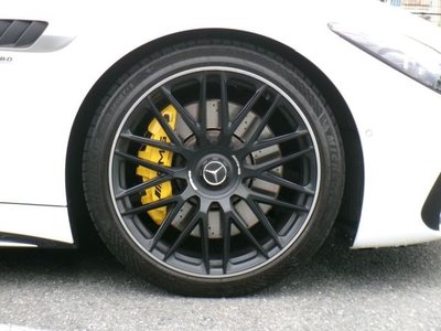 MERCEDES-BENZ GT AMG - 9