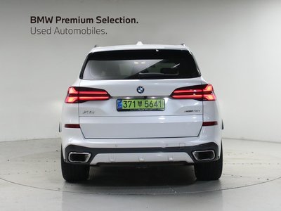 2025 BMW X5 photo 3