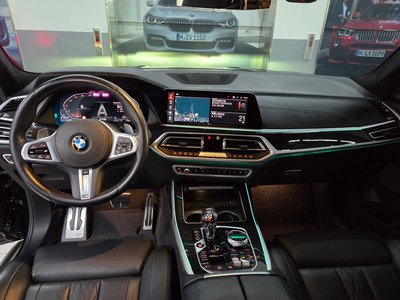 BMW X7 - 7