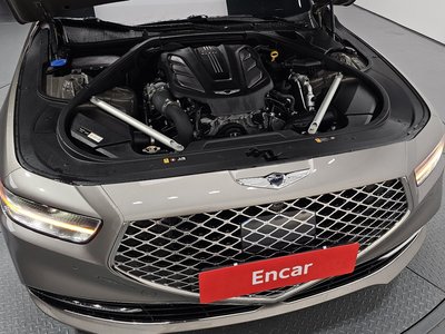 صورة 7 لـ 2020 Genesis G90