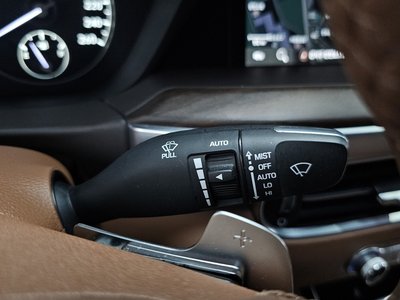 صورة مصغرة 31 لـ 2020 Genesis G90