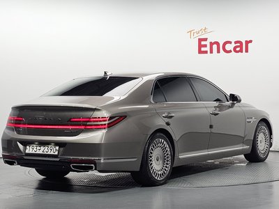 صورة 3 لـ 2020 Genesis G90