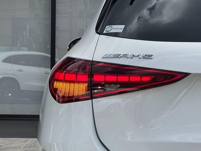 MERCEDES-BENZ C-CLASS AMG - 10