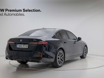 BMW 5 SERIES - 4