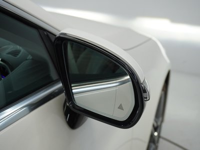 MERCEDES-BENZ CLS - 10