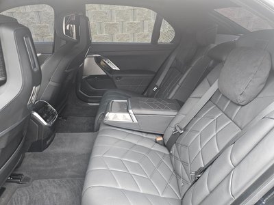 2025 BMW 7 SERIES 照片 8