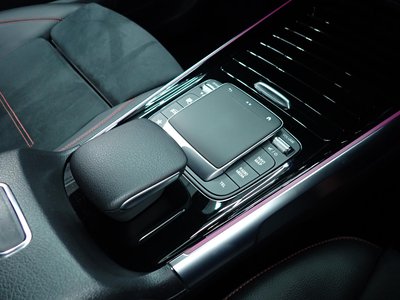 2023 Mercedes-BENZ GLB 缩略图 44