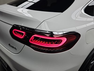 MERCEDES-BENZ GLC - 10