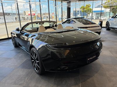 2023 Aston Martin DB11 VOLANTE — фото 8