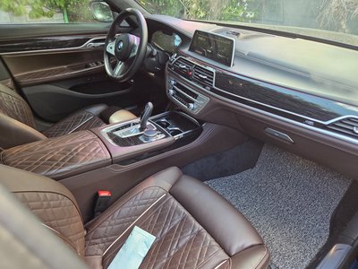 BMW 7 SERIES - 7