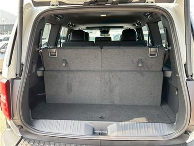 TOYOTA LAND CRUISER 250 - 7