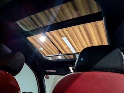 MERCEDES-BENZ GLB - 9