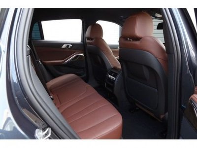 2021 BMW X6 照片 8