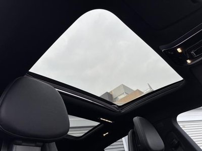 MERCEDES-BENZ EQS - 8