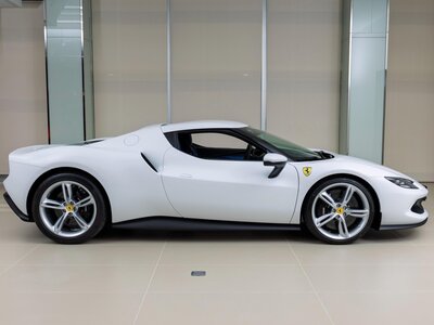 FERRARI 296 GTB 2024 thumbnail 7