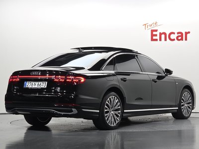 صورة 4 لـ 2023 AUDI A8