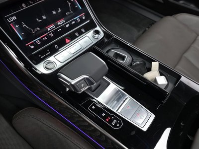 صورة مصغرة 12 لـ 2023 AUDI A8