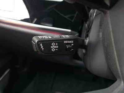 صورة مصغرة 30 لـ 2023 AUDI A8