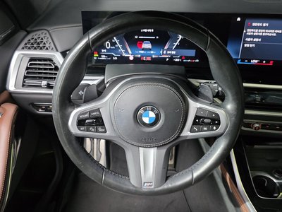 2023 BMW X7 缩略图 18