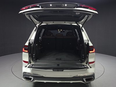 2023 BMW X7 缩略图 24
