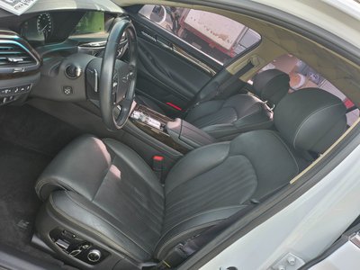 2019 Genesis G90 — миниатюра 14