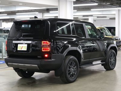 TOYOTA LAND CRUISER 250 - 6