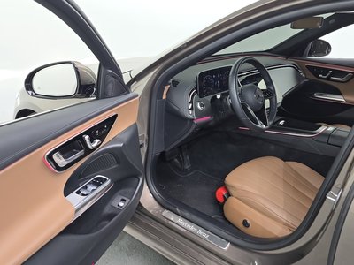 MERCEDES-BENZ E-CLASS - 10