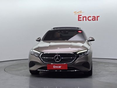 MERCEDES-BENZ E-CLASS - 2