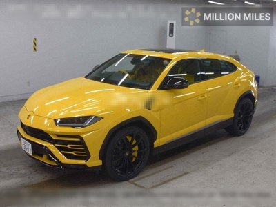 LAMBORGHINI URUS - 4