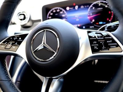 صورة مصغرة 24 لـ 2022 Mercedes-BENZ C-CLASS