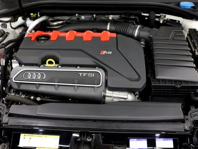 صورة مصغرة 18 لـ 2018 AUDI RS3 SPORTBACK