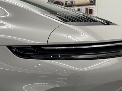 PORSCHE 911 - 6